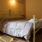 Lo Sfizio 住宿加早餐酒店 Cupramontana