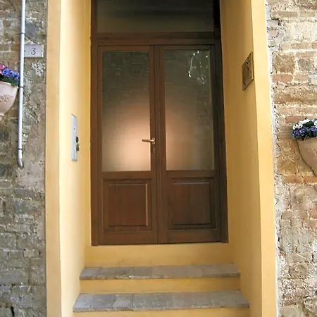 Lo Sfizio Nocleg ze śniadaniem *