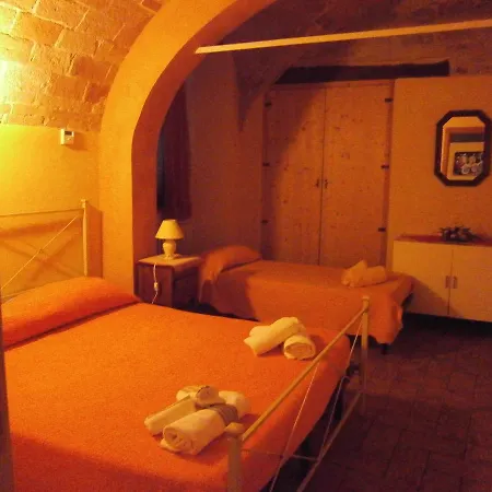 Alojamento de Acomodação e Pequeno-almoço Lo Sfizio Cupramontana